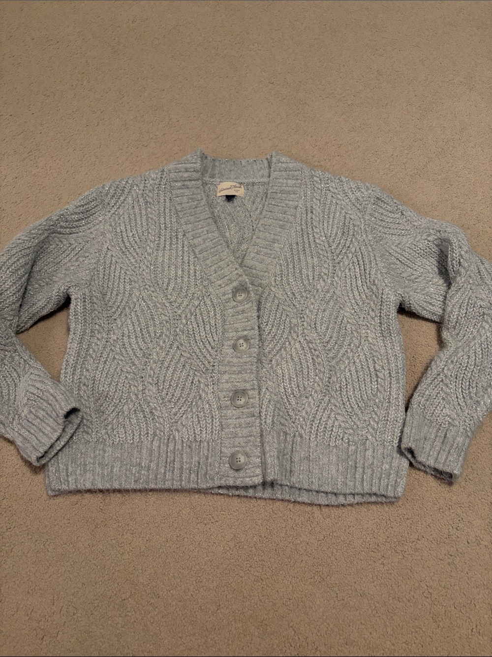 Universal Thread Heather Gray sparkly Cable Knit Button‑Front Cardigan in medium